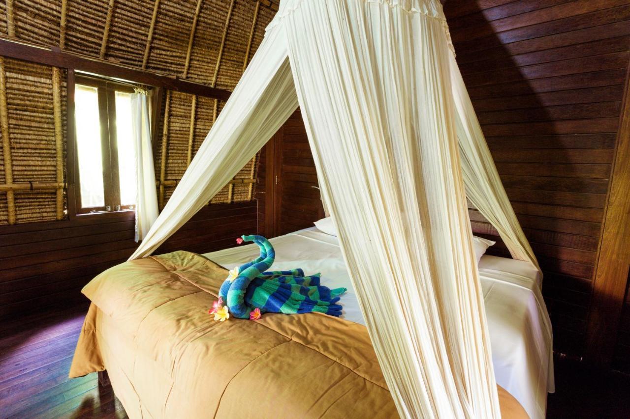 Adi Bungalow Lembongan Екстер'єр фото