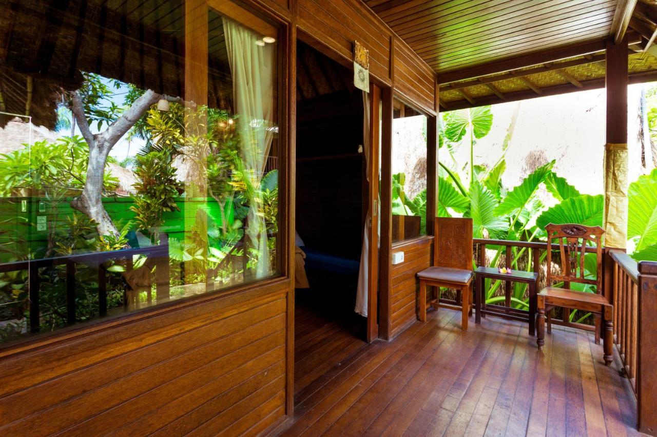 Adi Bungalow Lembongan Екстер'єр фото