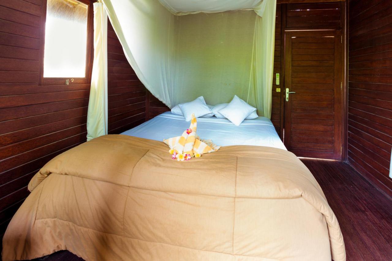 Adi Bungalow Lembongan Екстер'єр фото