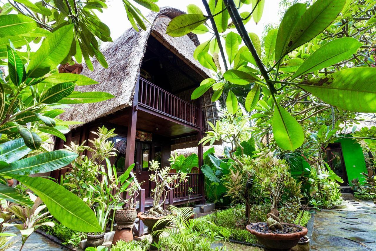 Adi Bungalow Lembongan Екстер'єр фото